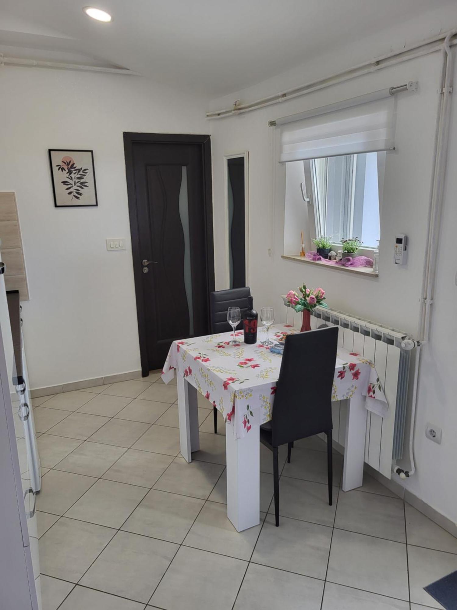 Apartamento Studio City Pula Exterior foto